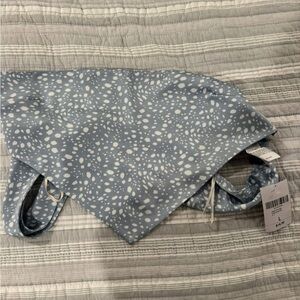 Blue and White Patterned Bandana top